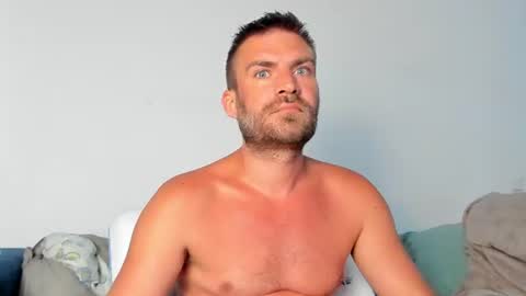 10in_deluxe online show from July 10, 9:13 am