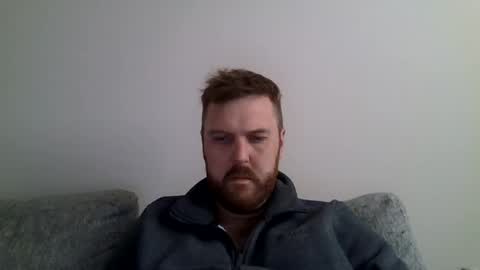 123holt123 online show from May 1, 8:44 pm