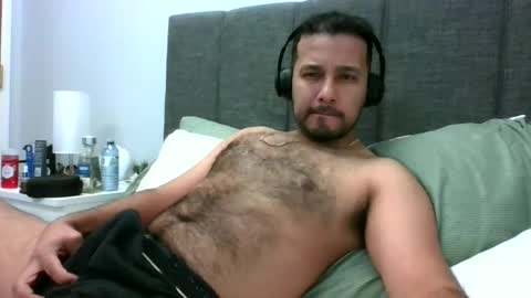 2022felipe online show from February 23, 6:52 pm