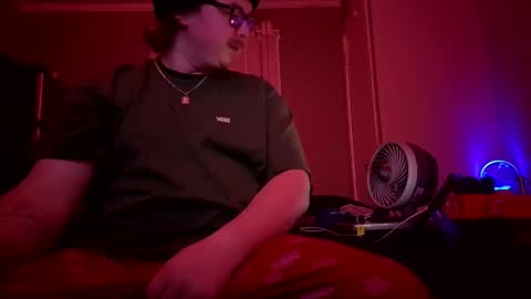 Daddythickdick420 online show from March 10, 12:38 am