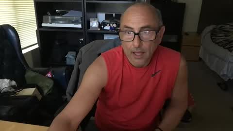 daddy vegas  for single women and couples here online show from February 1, 11:03 pm