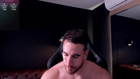 _adamcoper_ online show from March 3, 4:03 pm