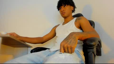 _cockpromise_ online show from April 5, 9:44 pm