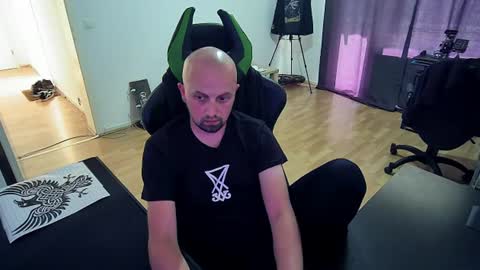 Dennis online show from July 17, 3:07 pm