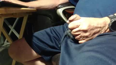 _jimmini online show from April 12, 4:37 am