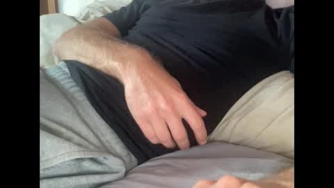 Kiwi online show from April 8, 5:19 am