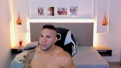 _matthew_santos_ online show from June 17, 1:51 am
