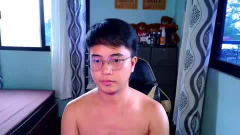 MAX Dont forget to follow online show from February 17, 8:02 am