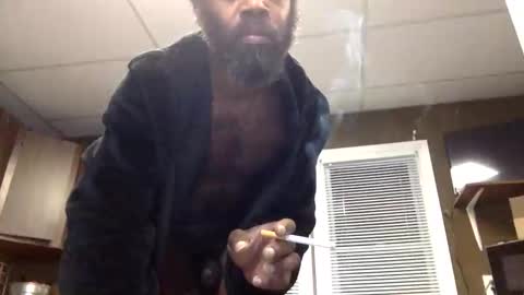 a_rizzy85 online show from May 9, 8:59 am