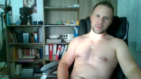 Long distance cumshot online show from June 20, 5:51 pm