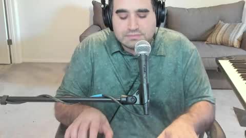 Aaron online show from June 4, 11:43 pm