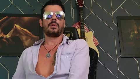 Aaron online show from March 7, 2:15 pm