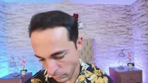 Im Adams Sanz online show from April 15, 10:21 pm