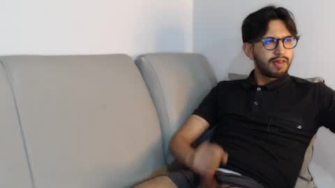 Adrian Falcon online show from June 12, 6:01 am