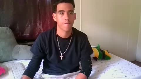 adrian_peter22cm online show from May 12, 8:39 pm