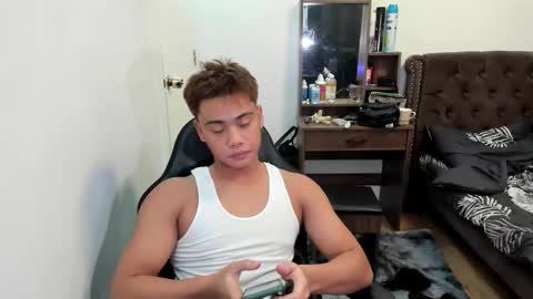 aizawa194624 online show from March 26, 11:42 pm