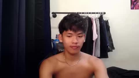 aj_daksxx online show from April 9, 1:25 am