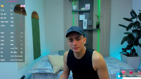 Alan  Kevin can we reach 100 thumbs up please guys  online show from April 18, 7:07 pm