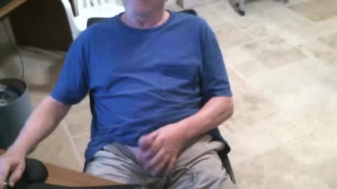 Alanlee10allen online show from June 14, 2:08 pm
