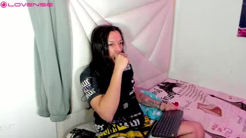 ale_noah_xxx online show from March 27, 8:26 am