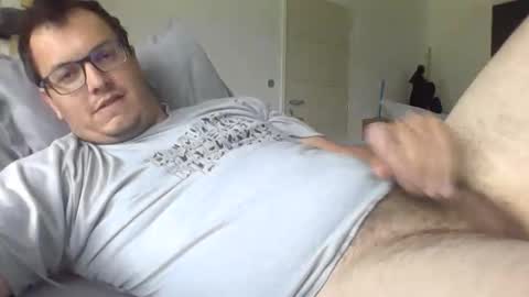 alex90080 online show from April 14, 11:21 am