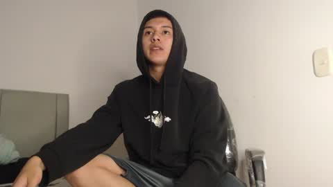 Owen online show from July 3, 3:23 am