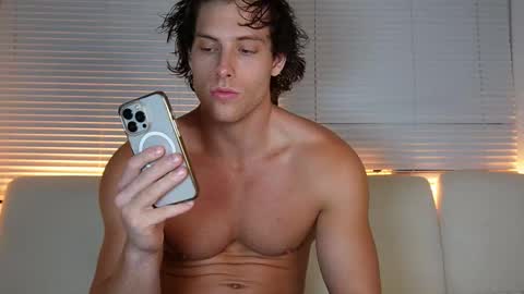 Alex Stone online show from February 25, 4:24 am