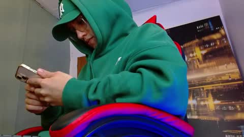 alexgiraldo__ online show from May 19, 12:00 pm