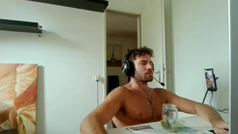 alphah_hunk online show from July 1, 12:50 pm