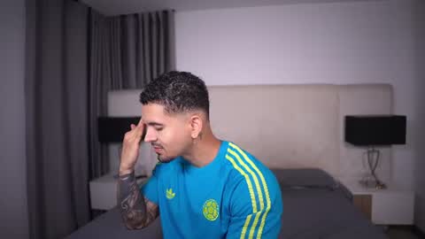 Andres Lopez online show from July 8, 1:20 am