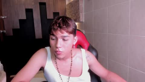      online show from May 16, 7:12 pm