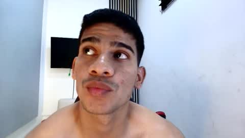 andres_stud online show from March 3, 7:16 am