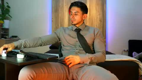 Andrew online show from March 10, 5:13 am