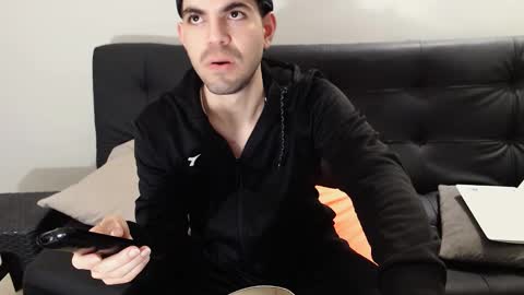 Andrew online show from December 30, 1:58 am