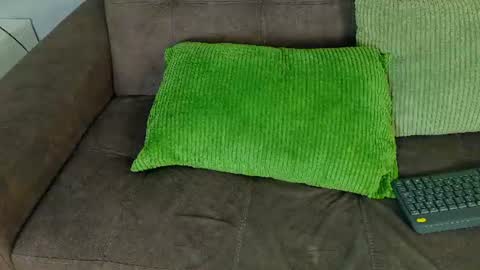 ANDREW KENNOXX online show from June 12, 7:33 pm