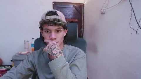 andy_dan1 online show from June 19, 2:11 pm