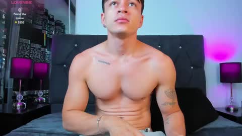 Angel Cuervo online show from May 25, 12:44 pm