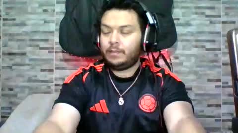 lion kennedy independent model moderator online show from February 24, 4:57 am