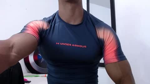 Instagram miguelangel1802  online show from March 13, 5:59 am