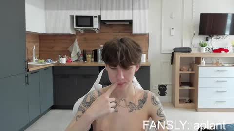 aplant_ online show from January 18, 9:11 am