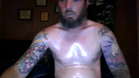 armyhung1983 online show from May 29, 8:30 pm