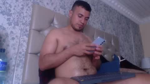 AronOlsen online show from February 26, 1:18 am