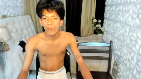 asiankingfucker online show from June 24, 3:09 am