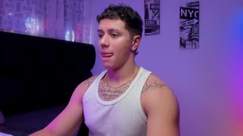 astonhills online show from October 9, 6:02 pm