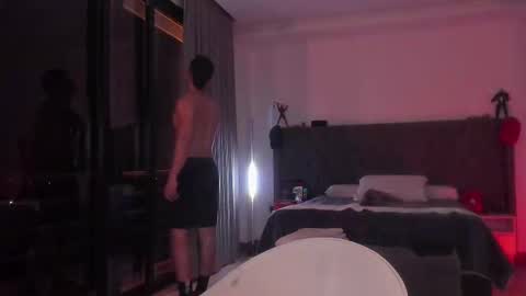 astonhills online show from September 16, 2:01 am