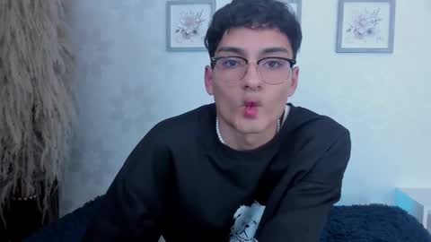 hero and nick online show from February 3, 4:10 am