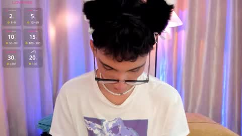 hero and nick online show from February 25, 7:48 pm