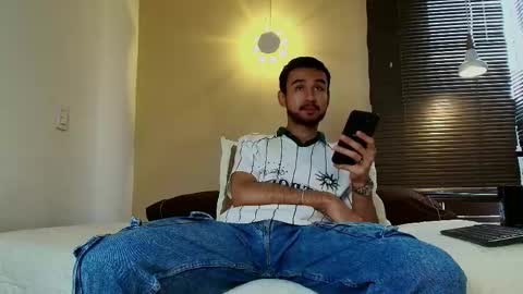 Axel Clark online show from June 5, 8:03 pm
