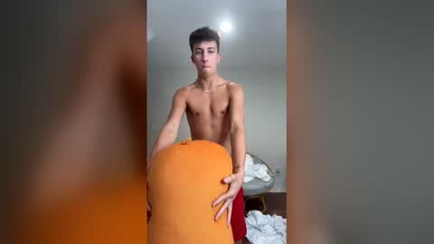 AydenOfficial online show from April 7, 2:11 am