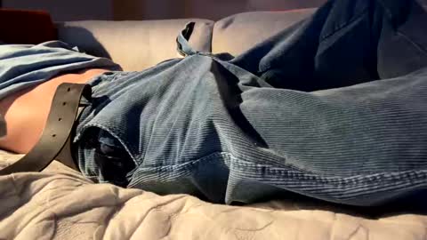 b6662050 online show from March 2, 6:03 pm